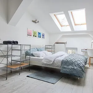 Lion Aparthotel